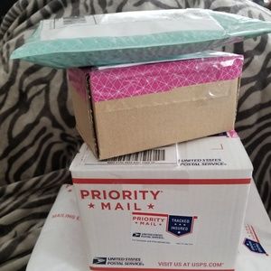 QUICK SHIPPING DAY! PURCHASE TODAY,SHIP TOMM📦🛍🧢
